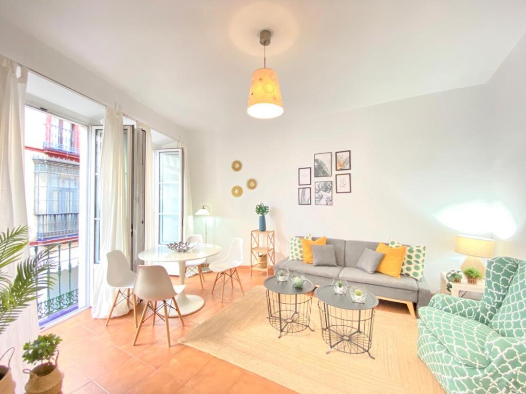 Superb Apartment In Downtown Of Sevilla ,Parking Optional, Top !! Εξωτερικό φωτογραφία