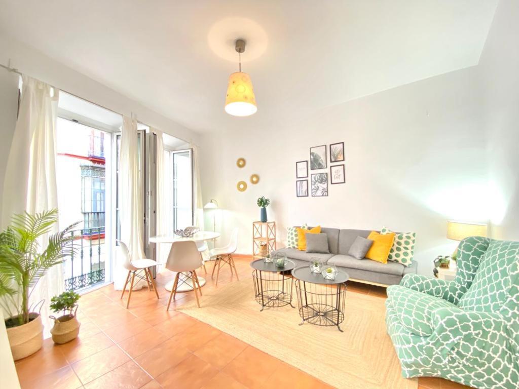 Superb Apartment In Downtown Of Sevilla ,Parking Optional, Top !! Εξωτερικό φωτογραφία
